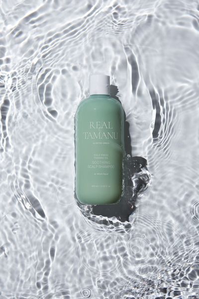 Заспокійливий шампунь з маслом таману Rated Green Real Tamanu Cold Pressed Tamanu Oil Soothing Scalp Shampoo RG13 фото