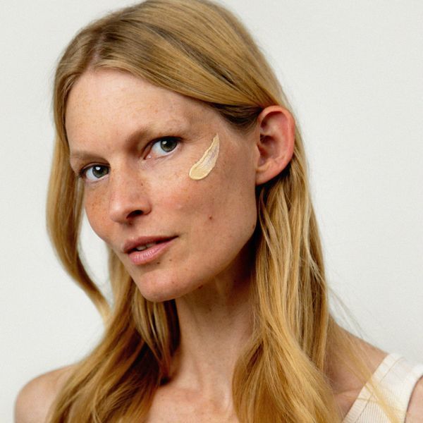 Крем мінеральний сонцезахисний з відтінком TiZO Mineral Sun Defense Tinted SPF 50 TZ03 фото
