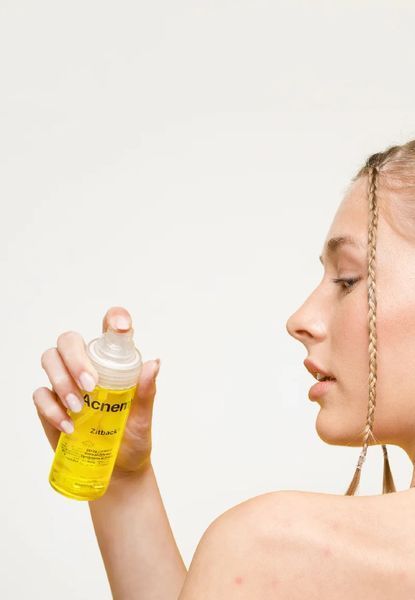 Спрей для тіла з акне Acnemy Zitback Spray AC19 фото